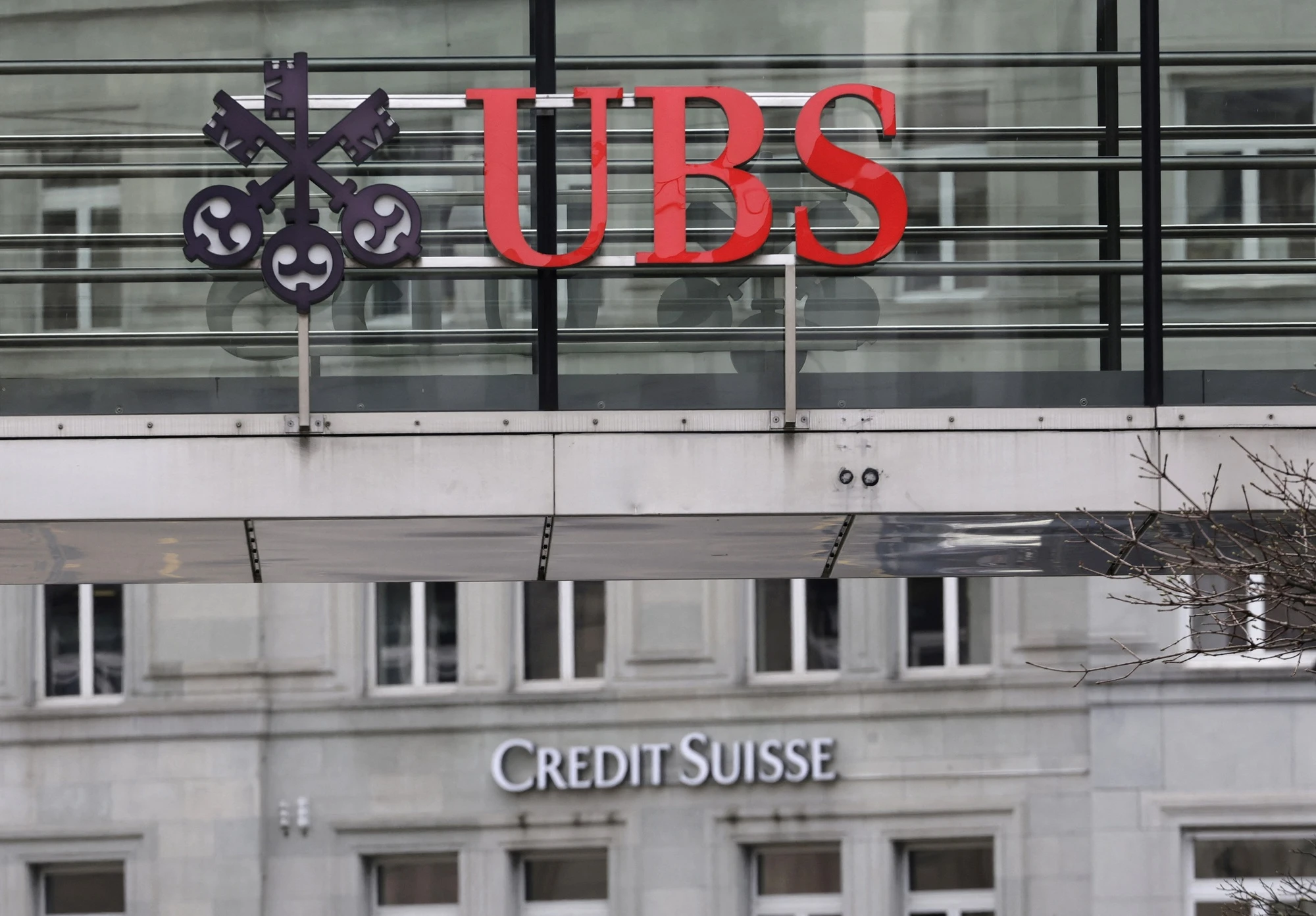 2023 03 19t124859z632679082rc2zwz9w1z07rtrmadp3global banks credit suisse ubs 1679269401144181480726